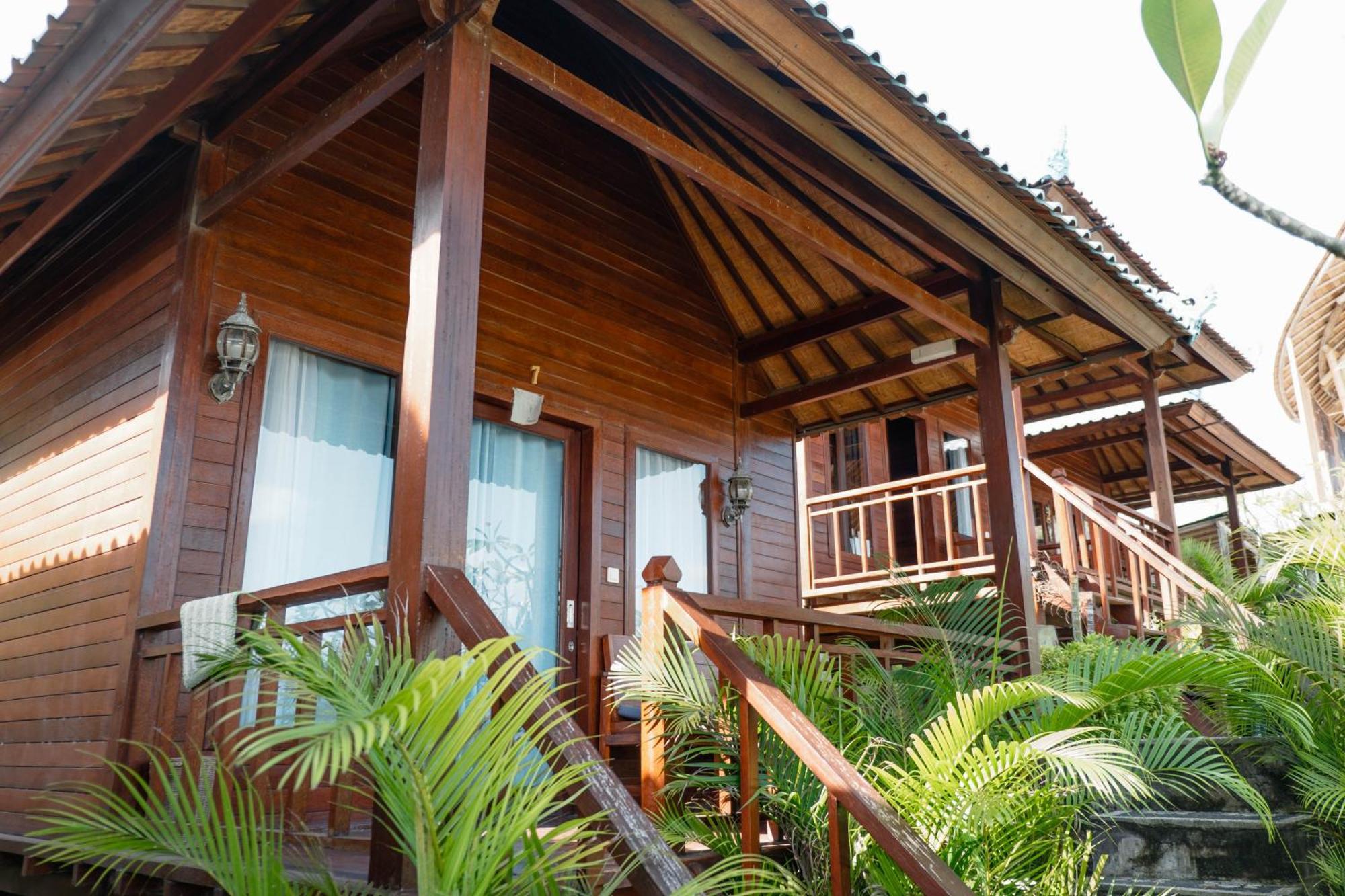 Tawe Ocean Blue Villa Lembongan Екстер'єр фото